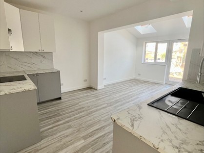 3 Bed Semi-Detached House, Westminster St, DE24