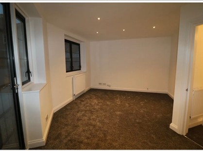 3 Bed Terraced House, Roehampton Lane, SW15