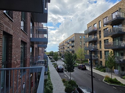 1 Bed Flat, Verbena House, UB1