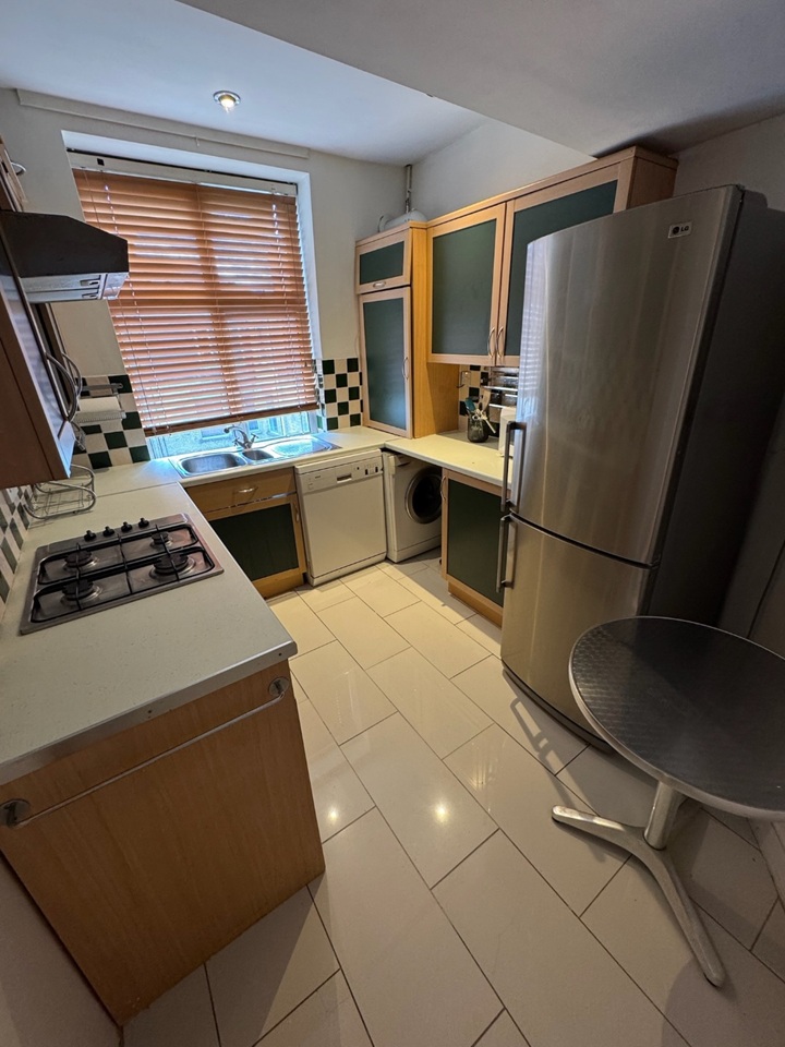 Additional image 7 of 4 Bed Flat, Park Mansions, SW8, N1 7GU