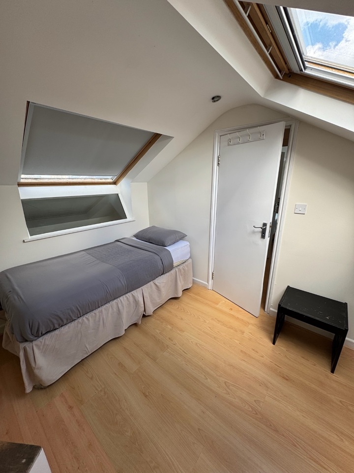 Additional image 17 of 4 Bed Flat, Park Mansions, SW8, N1 7GU