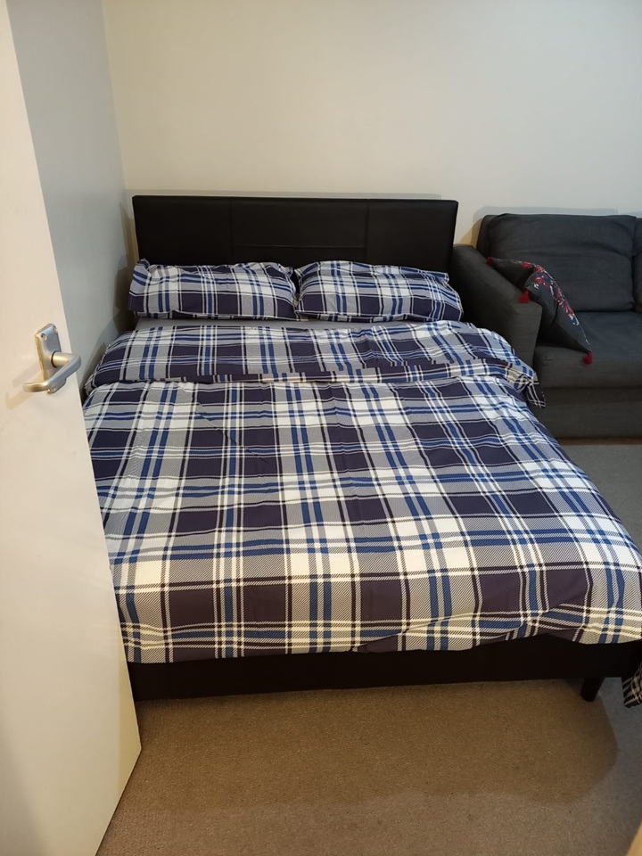 Additional image 2 of 3 Bed Flat, The Triangle, EC1V, N1 7GU