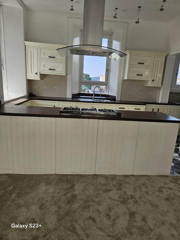 3 Bed Flat, Moat Place, EH14 photo 2