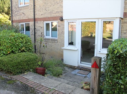 2 Bed Flat, Foster Court, CM8