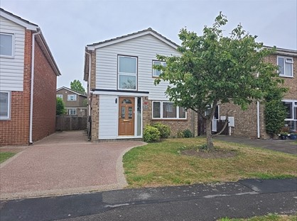 4 Bed Detached House, Delane Drive, RG41