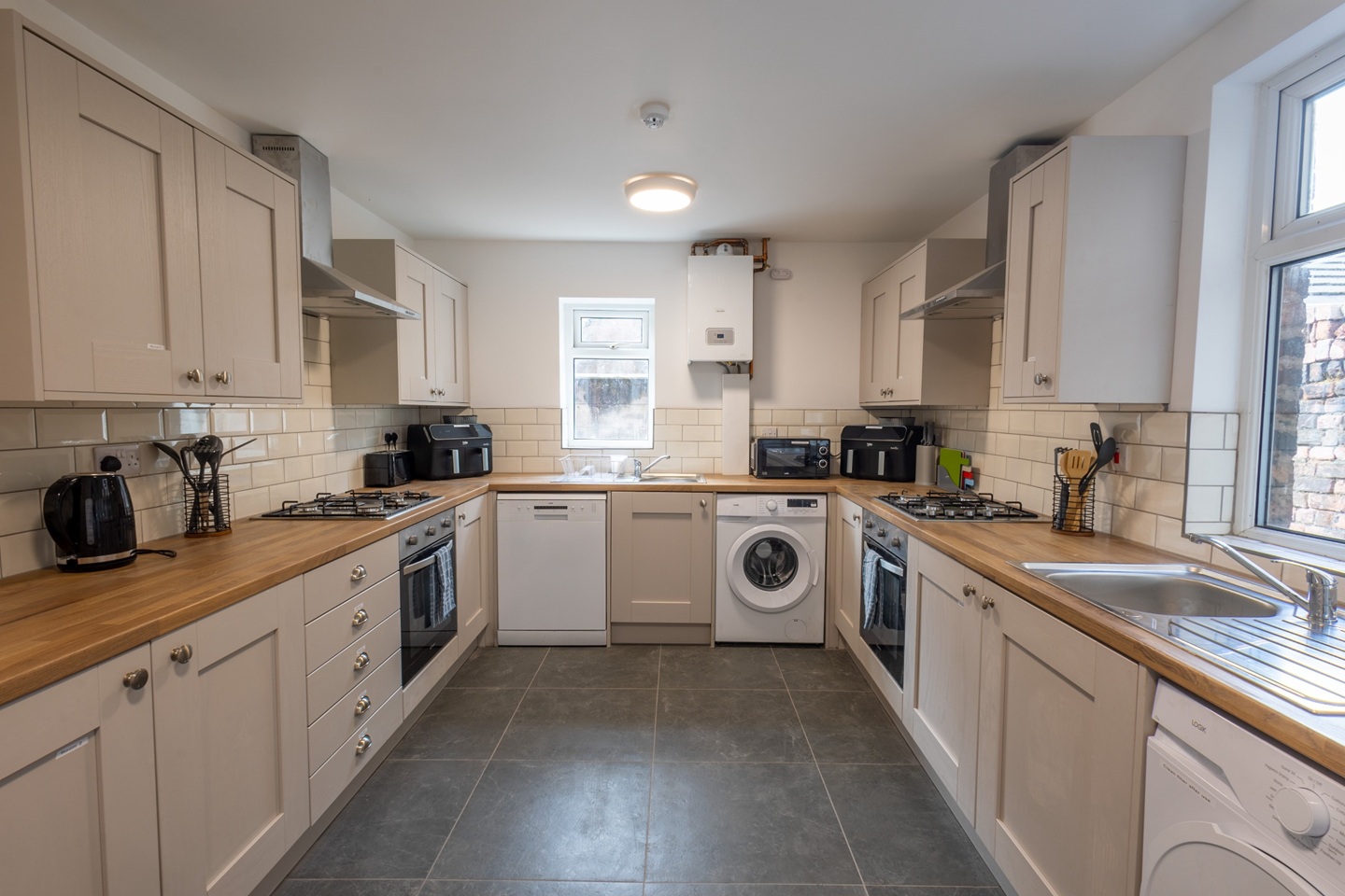 Room in a Shared House, Breeze Hill, L9