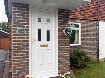 3 Bed Semi-Detached House, Station Rd, TN22