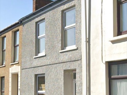 3 Bed Terraced House, Paddock Street, SA15