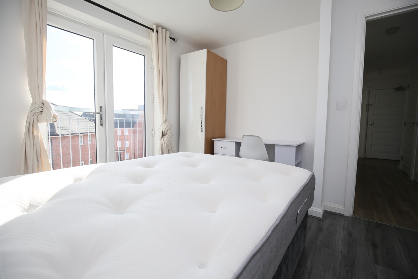 2 Bed Flat, Progress House, CV1 photo 3