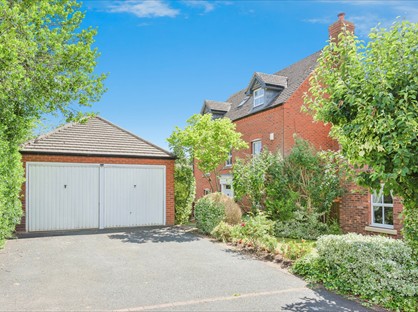 5 Bed Detached House, Walsall Road, WS13