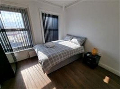 Bedsit, Strand Road, L20