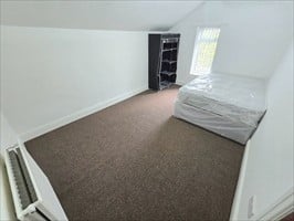 4 Bed Flat, Liverpool, L8 photo 2