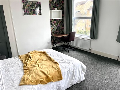 Room in a Shared House, Denmark Road, BR1
