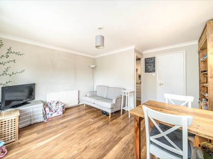 2 Bed Flat, Celestial Gardens, SE13