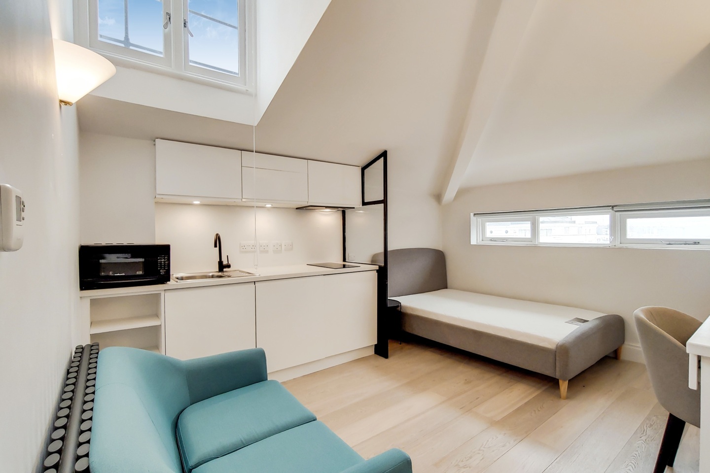 Studio Flat, Westbourne Terrace, W2