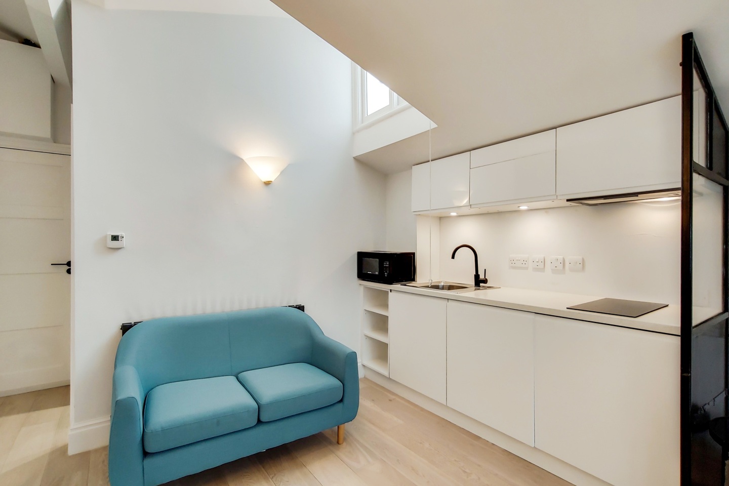 Studio Flat, Westbourne Terrace, W2 photo 5