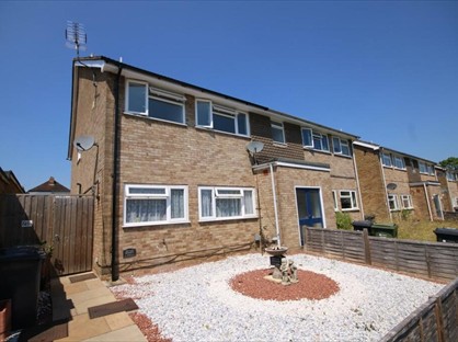 2 Bed Flat, Badger Close, GU2
