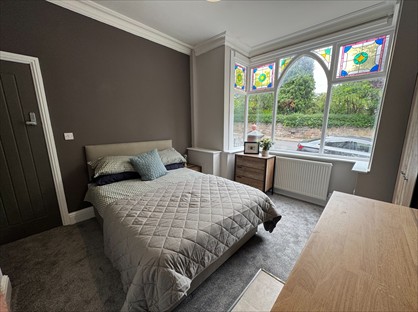 Room in a Shared House, Queens Avenue, ST6