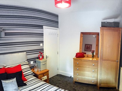 Room in a Shared House, Percy Road, PO12