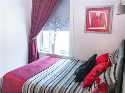 Room in a Shared House, Percy Road, PO12