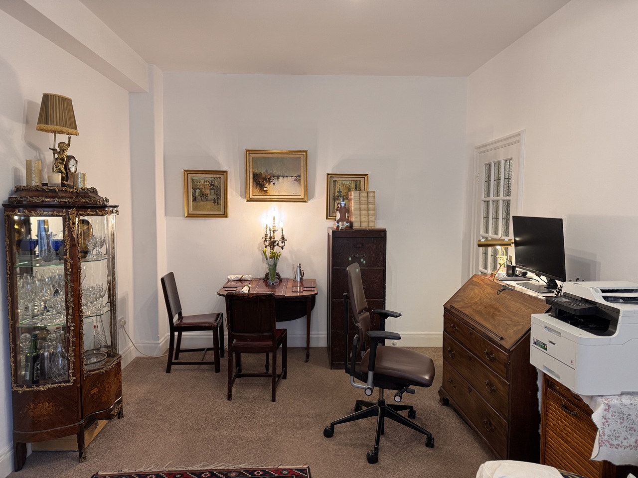 Room in a Shared Flat, Porchester Road, W2