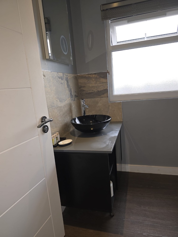 Additional image 7 of 1 Bed Flat, Fitzhamon Embankment, CF11, N1 7GU