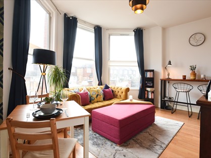 1 Bed Flat, Spencer Road, PO4