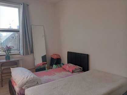 Room in a Shared Flat, Vicarage Lane, E15