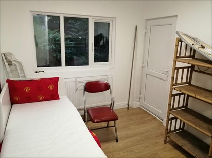 Studio Flat, Alderney Gardens, UB5