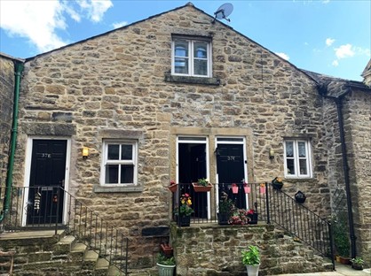 1 Bed Flat, Market Street, OL13