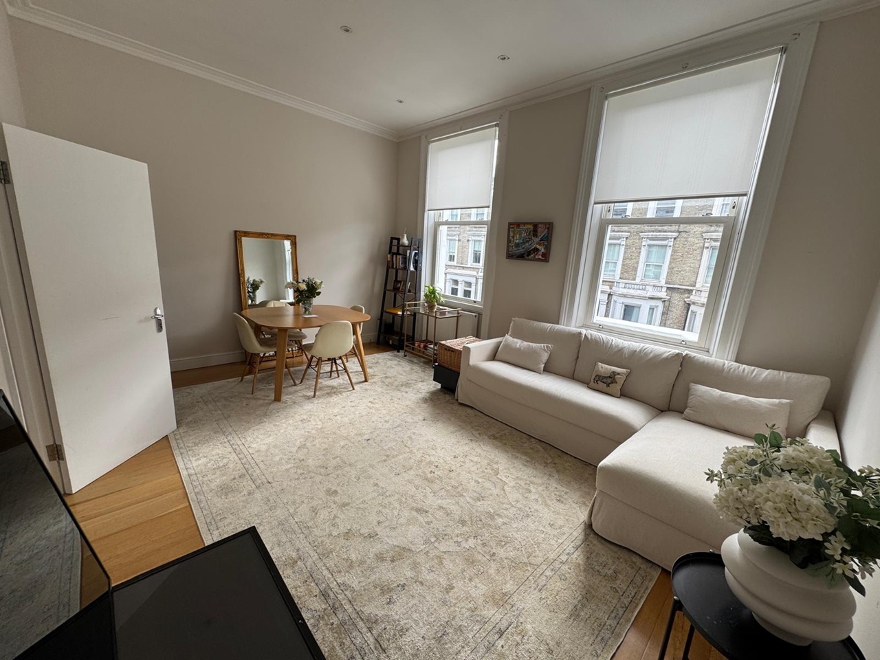2 Bed Flat, Finborough Road, SW10