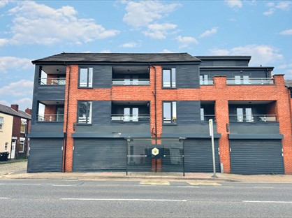 2 Bed Flat, Grosvenor Street, SK7