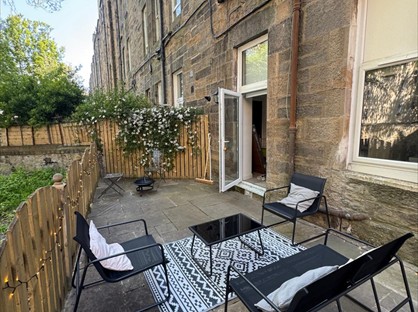 1 Bed Flat, Brunswick Street, EH7