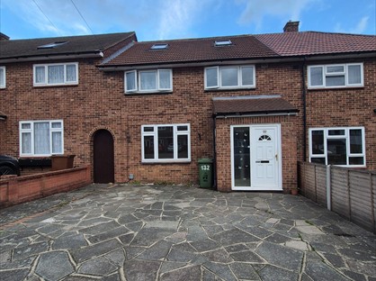 4 Bed Terraced House, Retford Road, RM3