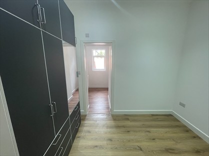 Room in a Shared House, Erskine Road, E17