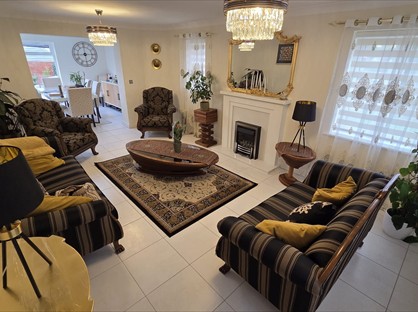 5 Bed Detached House, Peregrine Way, TF1