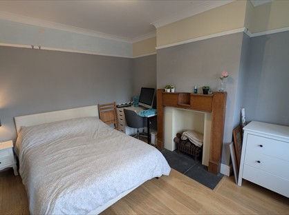 Room in a Shared House, Lyndale, TN21