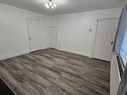 3 Bed Semi-Detached House, Sissions Road, LS10