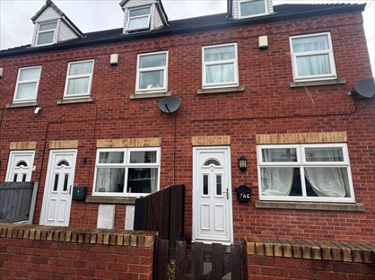 4 Bed Terraced House, Rowms Lane, S64