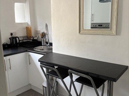 Room in a Shared House, East Street, TQ12