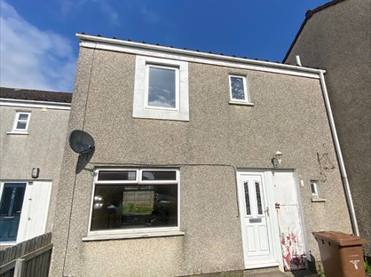 3 Bed Terraced House, Mull Place, KA11