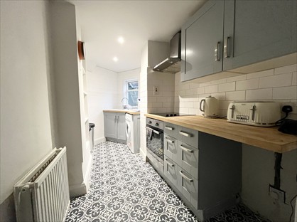 1 Bed Flat, Hillfield Avenue, N8