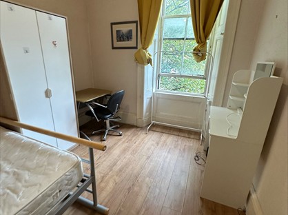 3 Bed Flat, Gibson Street, G12