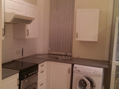 1 Bed Flat, Kemp Street, ML3