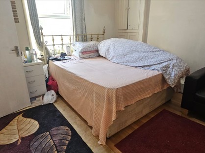 Room in a Shared Flat, Godstone Road, CR3