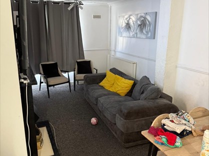 3 Bed Semi-Detached House, Bilston, WV14