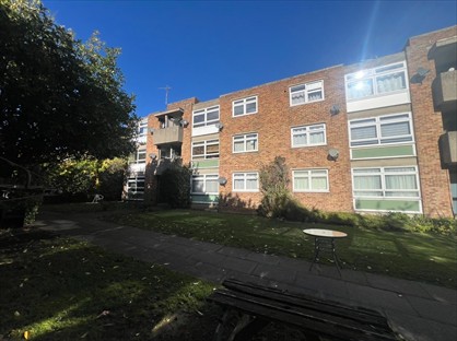 2 Bed Flat, Lingfield Avenue, DA2