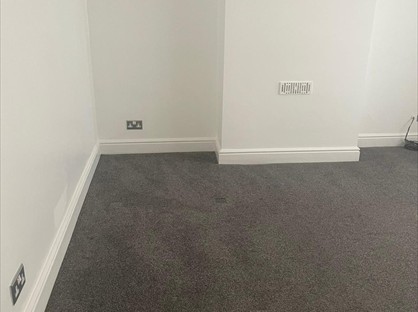 2 Bed Flat, Collier Row Lane, RM5