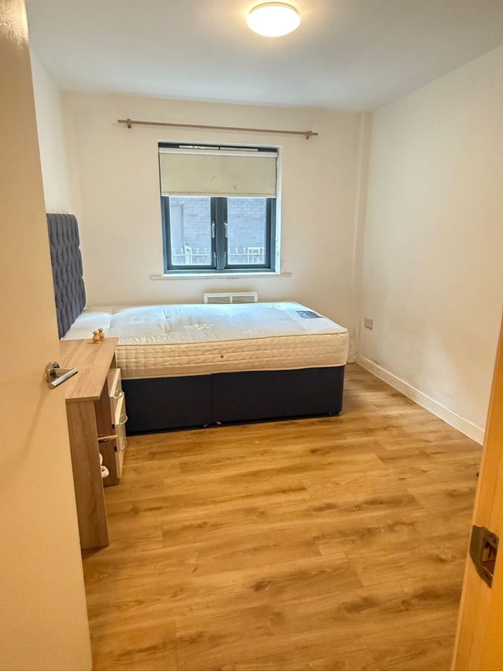 Additional image 4 of 2 Bed Flat, River Street, M1, N1 7GU