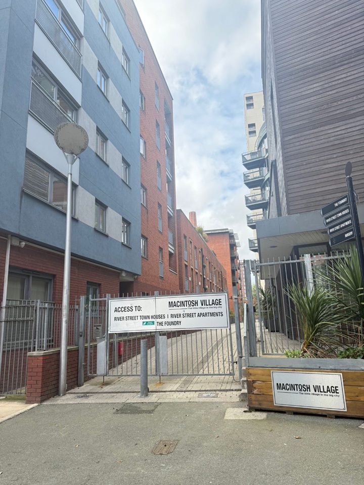 2 Bed Flat, River Street, M1, N1 7GU